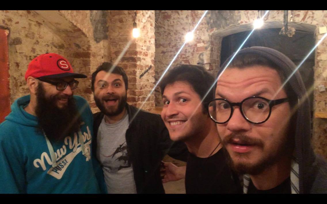 Tourette Roulette a lansat piesa „Stars”